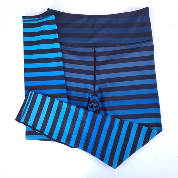 ZYIA LEGGINGS size 6-8 - Picture 3 of 8